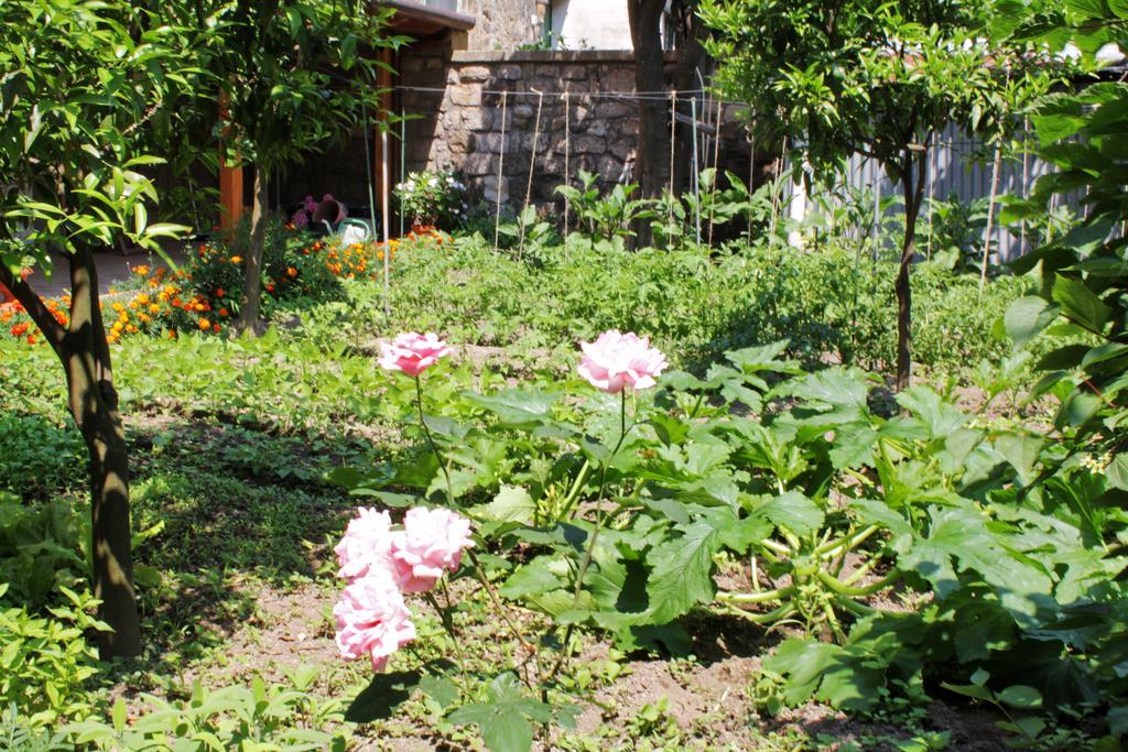메타 Chez Chantal B&B 외부 사진