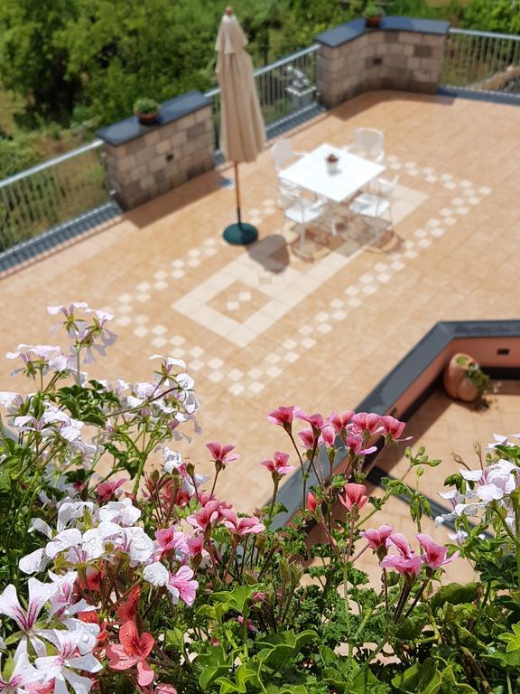 메타 Chez Chantal B&B 외부 사진