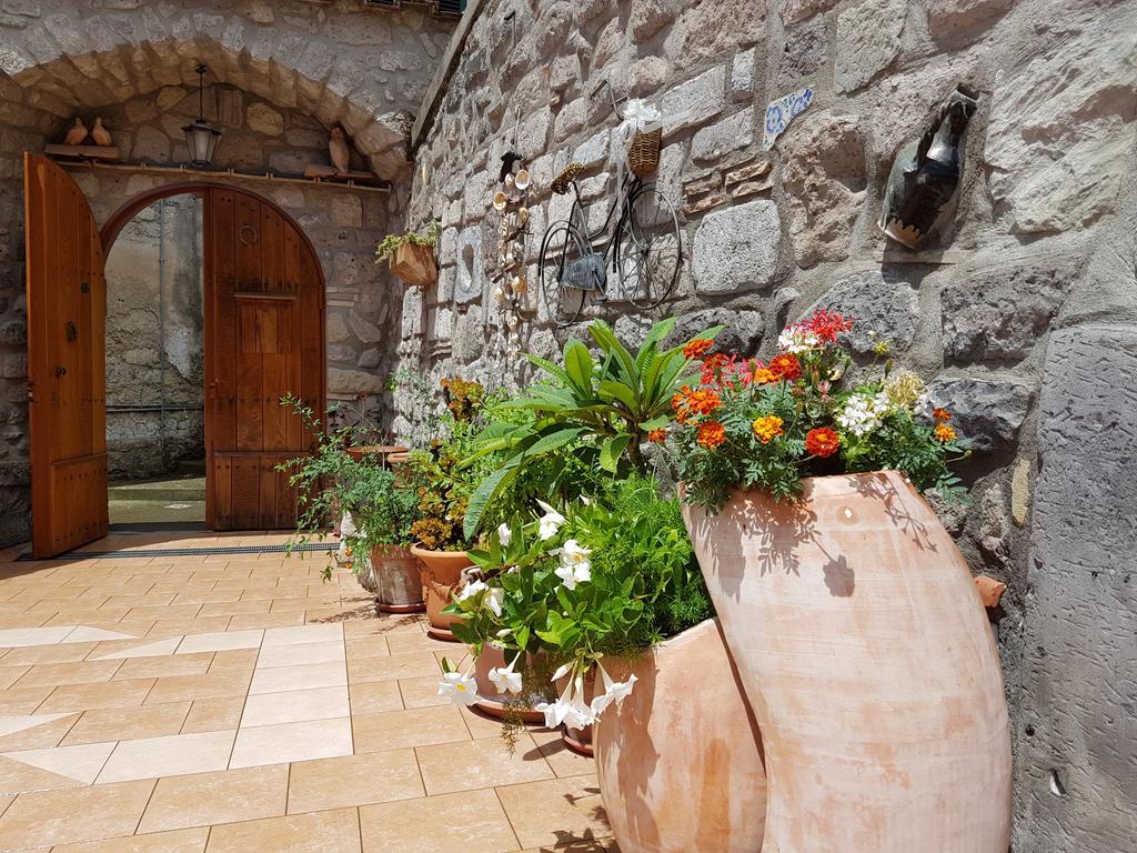 메타 Chez Chantal B&B 외부 사진